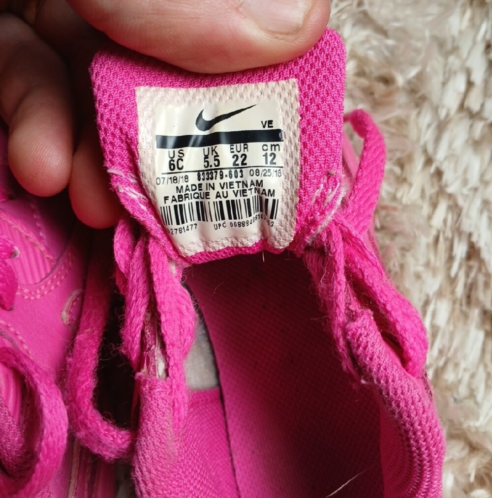 Toddler Girls Nike Sneaker Lot - Jordan 1 Mid & Air Max Pink Black Size 6 - Picture 6 of 9